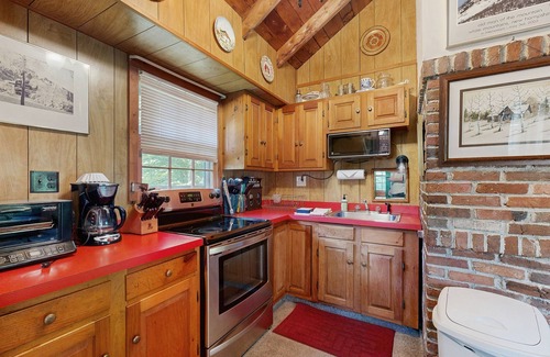 Franconia Casa | Adorable perro y encantador chalet de montaña con chimenea