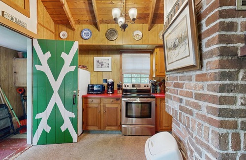 Franconia Casa | Adorable perro y encantador chalet de montaña con chimenea