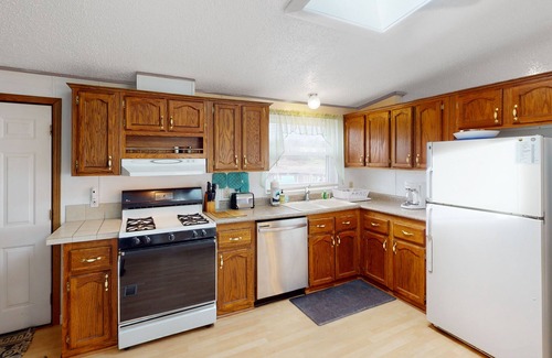 Florissant Casa | Dog-friendly home with a furnished deck, washer/dryer, & incredible views