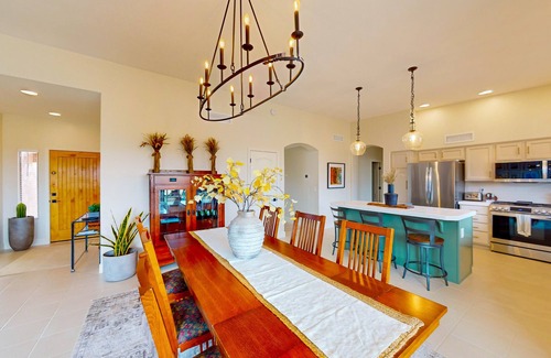 Oro Valley Casa | Dog-friendly home with mountain views, ample outdoor space, & washer/dryer