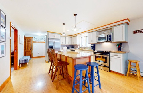 The Bluffs Casa | Dog-friendly home with firepit, screened porch, deck & association beach