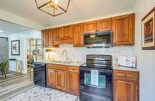 Louisville Casa | Dog-Friendly Louisville Home - 10 Mi to Downtown!
