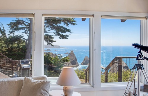 Albion Cabina | vistas privadas bañera de hidromasaje y espectaculares precioso, agradable para perros, casa frente al mar w /