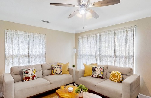 Bayview Casa | Dog-friendly retreat with a private hot tub, fenced yard, firepit, washer/dryer