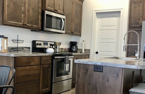 Idaho Falls Casa | Dog friendly townhome with garage access 5 miles to downtown.