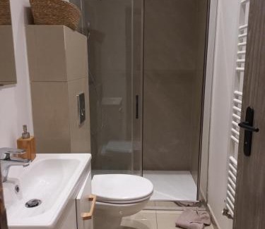 Reims Apartamento | DOGA Bel appartement 1er étage 4 personnes bebe