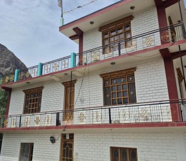 Tabo Casa | Dolker homestay tabo