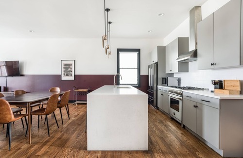 Germantown Casa | Dolly & Underwood by AvantStay | 2 Unit Buyout w/ 8BR in Heart of Nashville