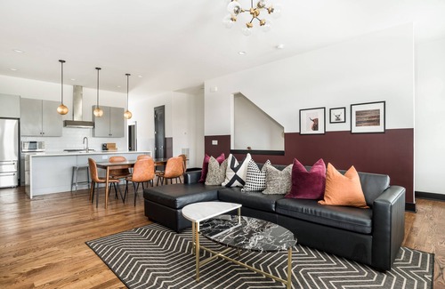 Germantown Casa | Dolly & Underwood by AvantStay | 2 Unit Buyout w/ 8BR in Heart of Nashville