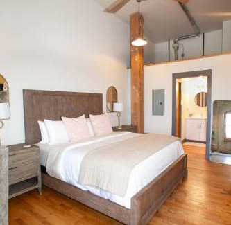 Downtown Knoxville Apartamento | Dollys Downtown Loft Knoxville