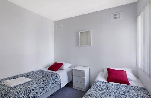 The Entrance Apartamento | Dolphin Court 6
