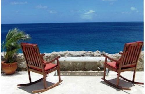 Lagun Casa | Dolphin Hearthouse