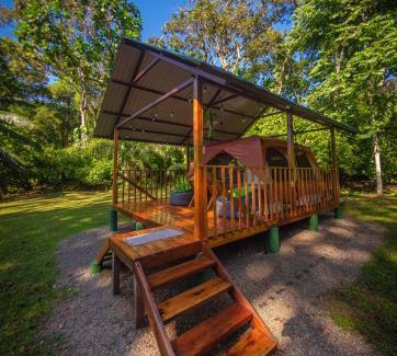 Quebrada La Gamba Cabina | Dolphin Quest Jungle Lodge