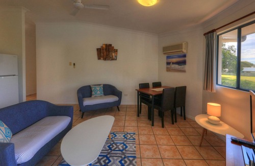 Tin Can Bay Apartamento | Dolphin Waters Tin Can Bay