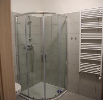 Jelenia Gora Apartamento | Dom Studenta Pod Jelonkiem