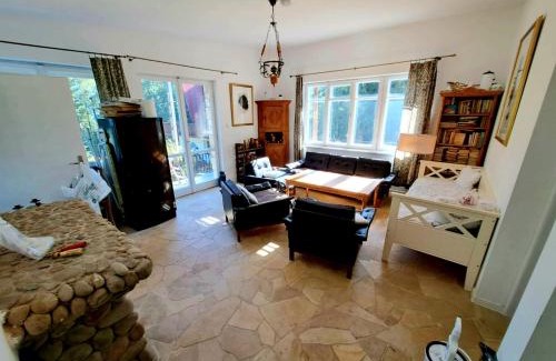 gmina Lubien Casa | Dom z tarasem wśród pól i lasu - przestronny salon, blisko natury
