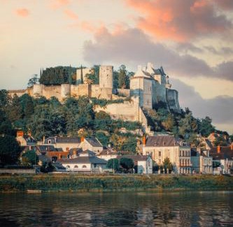 Lemere Casa | Domaine à proximité de Chinon avec piscine, billard, pétanque, jeux pour enfants