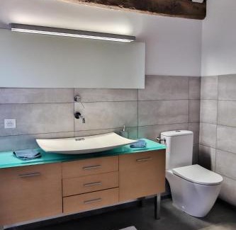 Ouches Casa | Domaine d'AROMM - Chambres d'hotes & gites - Piscine, Etangs & Animaux - Au calme