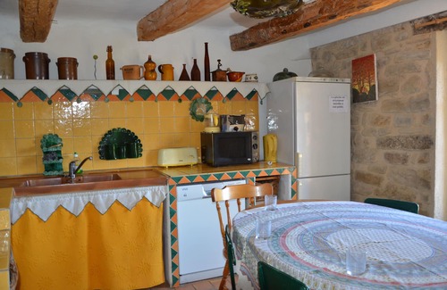 Castellet-les-Sausses Cabaña | Domaine du Fa: casa "escuela" en el borde de un centenario de castaño