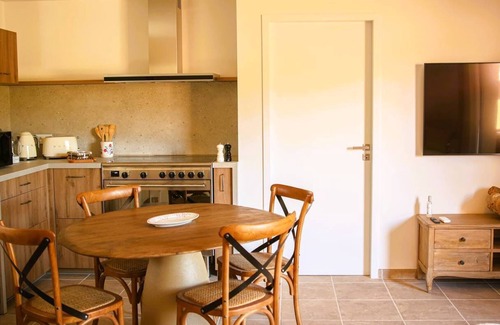 San-Gavino-di-Carbini Casa | Domaine de Gialla Bergerie Quercia, 2 pers, piscine chauffée, 10 mn plage