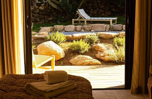 San-Gavino-di-Carbini Casa | Domaine de Gialla Bergerie Figa, 2 pers, piscine chauffée, 10 mn plage