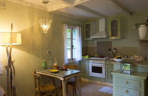 Avignon Apartamento | Domaine de Rhodes - Locations de Vacances / Vacation Rentals