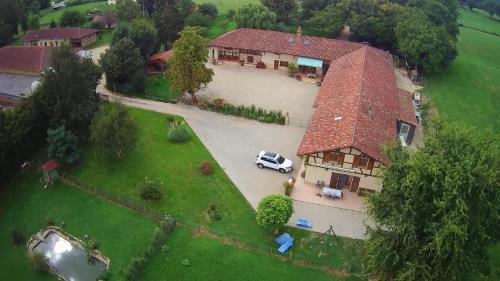 Mantenay-Montlin Casa | Domaine des Charmilles