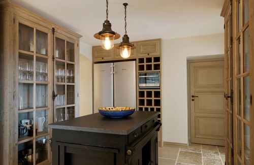 Montauroux Villa | Domaine Des Parfums - Siete Habitaciones Villa, Capacidad 14