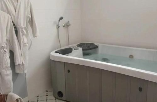 Couzon Cama Y Desayuno | Domaine du bois Chaumet