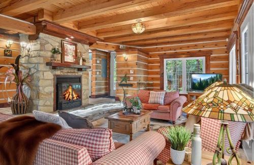 Mauricie Casa | Domaine Rivière Sacacomie Chalets et Bed and Breakfast -Manoir Canergie