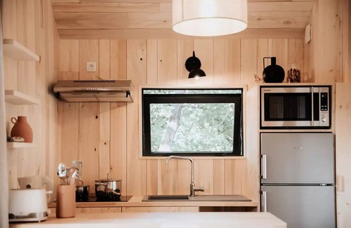 Saint-Amand-de-Coly Chalet De Esquí | Domaine Saint-Amand - Wooden house 3 Rooms 6 People 2 Bathrooms Air conditioning