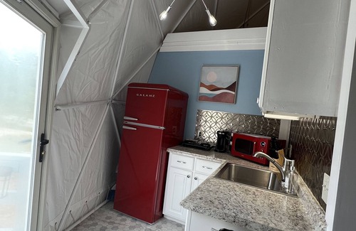 Salem Casa | Dome Away From Home-Free Park Pass