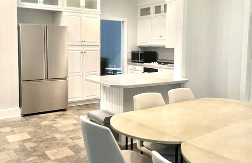 New Paltz Villa | Dome Compound - Hot Tub, Piano + Rock-Climbing Gym