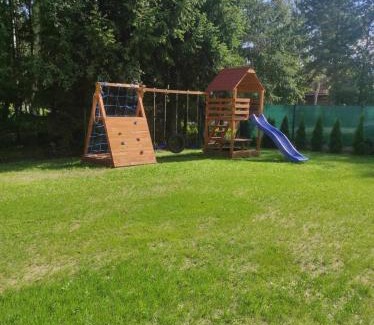 Pisz Casa | Domek z jacuzzi,kajaki i rowery,sauna -Malinowy Reset