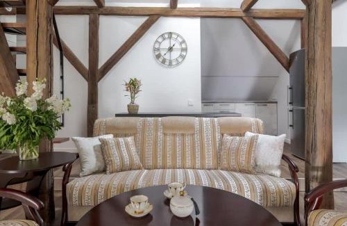 Old Town Apartamento | Domillion 2bdr apt at historical building VS511b