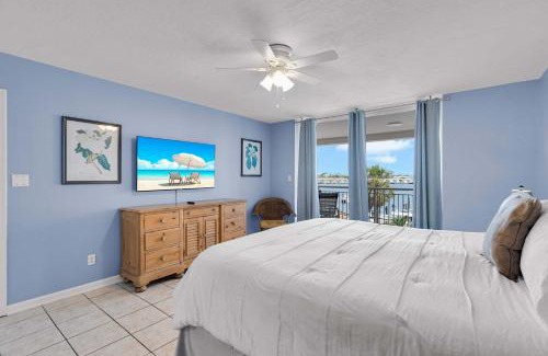 Meadows Casa | Dominica - New Waterfront Condo Pool Dock 2 Bedroom 2 Bathroom