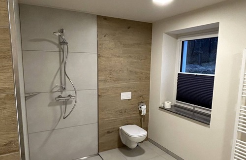 Kurort Gohrisch Apartamento | Domizil am Gohrisch: 3 Schlafzimmer Appartement mit 2 Badezimmern