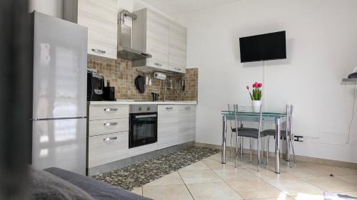 Ciampino Apartamento | DOMUS Emy - deliziosa casa a piano terra con giardino e posto auto a Ciampino