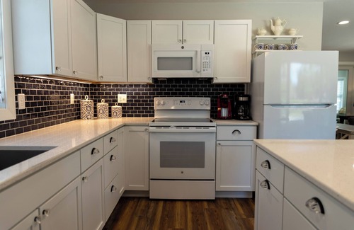 Jacksonport Cabaña | Door County Cottage steps from Lake Michigan Beach in Jacksonport WI