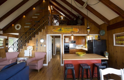 Sturgeon Bay Casa | Chalet del condado de la puerta en la orilla