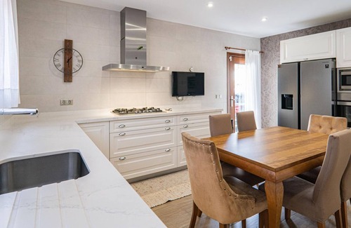 Rincón de la Victoria Casa | Dopimar. Casa ideal para familias, a un paso de la playa.