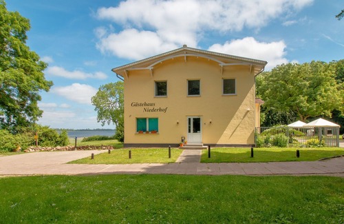 Sundhagen Apartamento | Doppelzimmer 14 - Gästehaus Niederhof