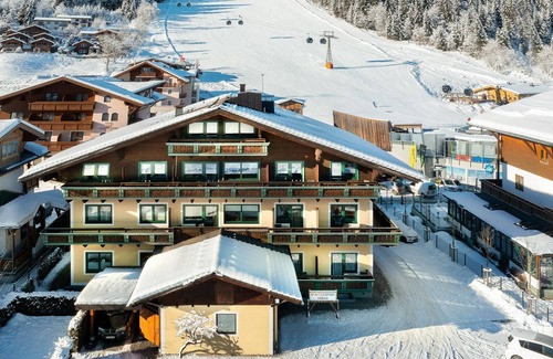 Hundsdorfl Casa | Doppelzimmer Basic - B&B Hotel Die Bergquelle