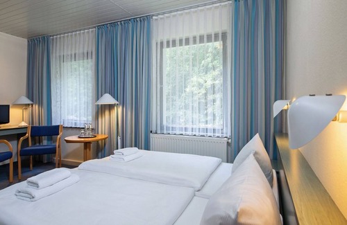 Chorin Apartamento | Doppelzimmer im Hotel, Du/bad/wc