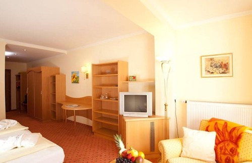 Bad Kleinkirchheim Casa | Doppelzimmer Komfort "sonnenstudio" - Hotel Prägant