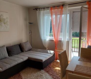 Vonyarcvashegy Apartamento | Dorka apartman
