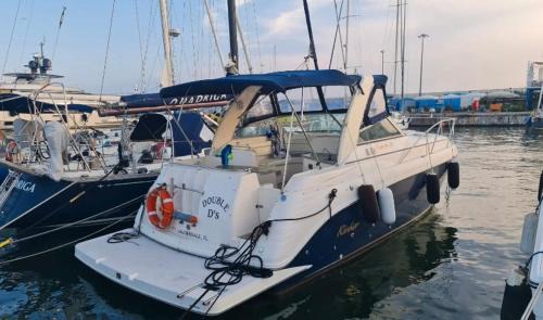 Nettuno Alquiler De Eote | Dormire in barca di lusso a Nettuno