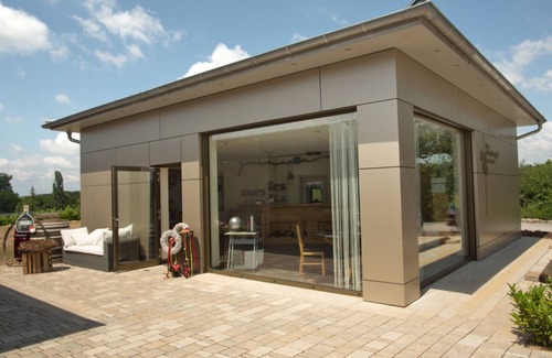 Sommerhausen Apartamento | Dornfelder" vacation apartment (65sqm)