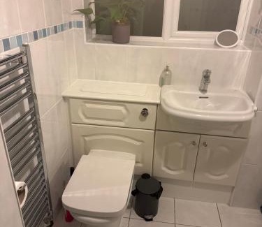Peakirk Casa | Double bedroom