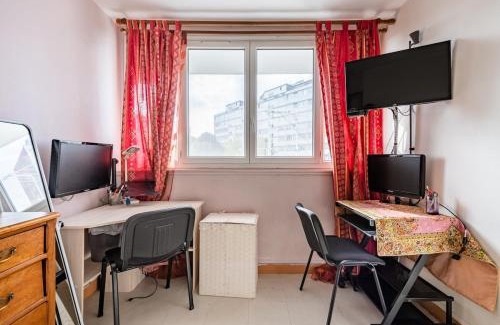 Petit-Ivry Casa | Double bedroom with share bathroom, in Paris area